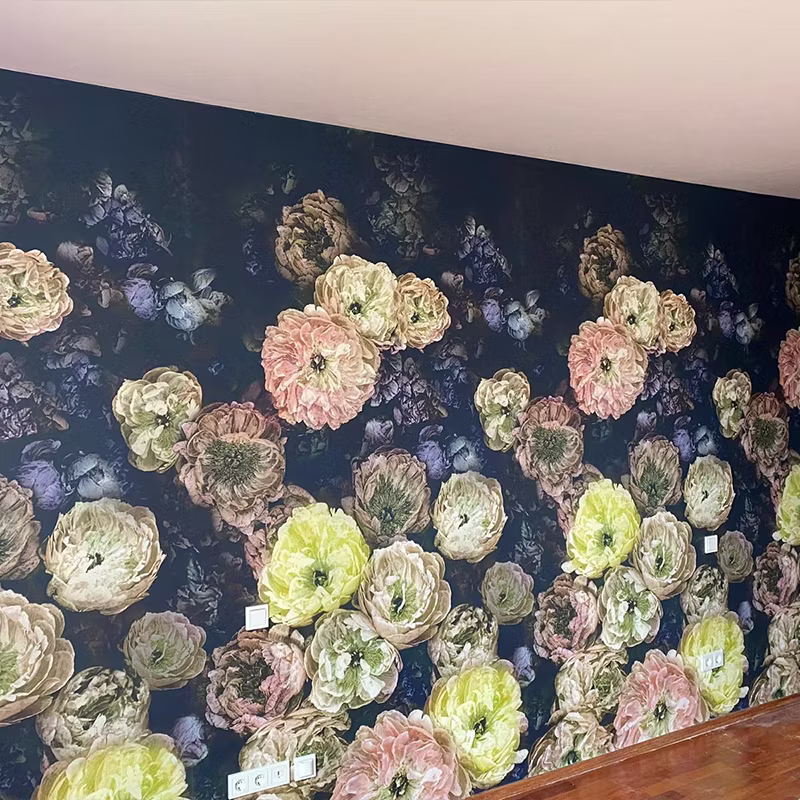 Hochwertig tapezierte Wand durch Abel Malermeister